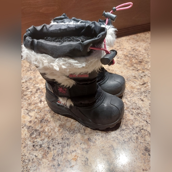 **3 Listings $30** Lot of size 7T footwear - Picture 2 of 5